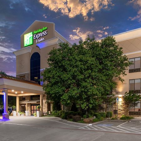 Holiday Inn Express Arlington Interstate 20 Parks Mall By Ihg Екстериор снимка
